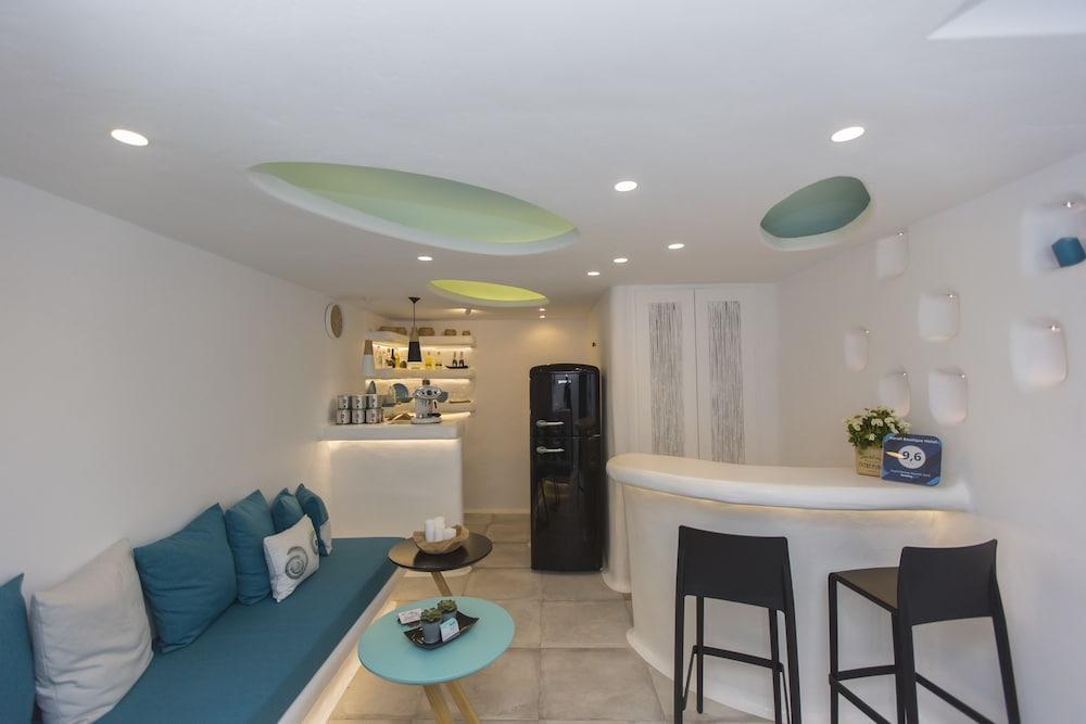 科拉里精品酒店 Naxos City 外观 照片