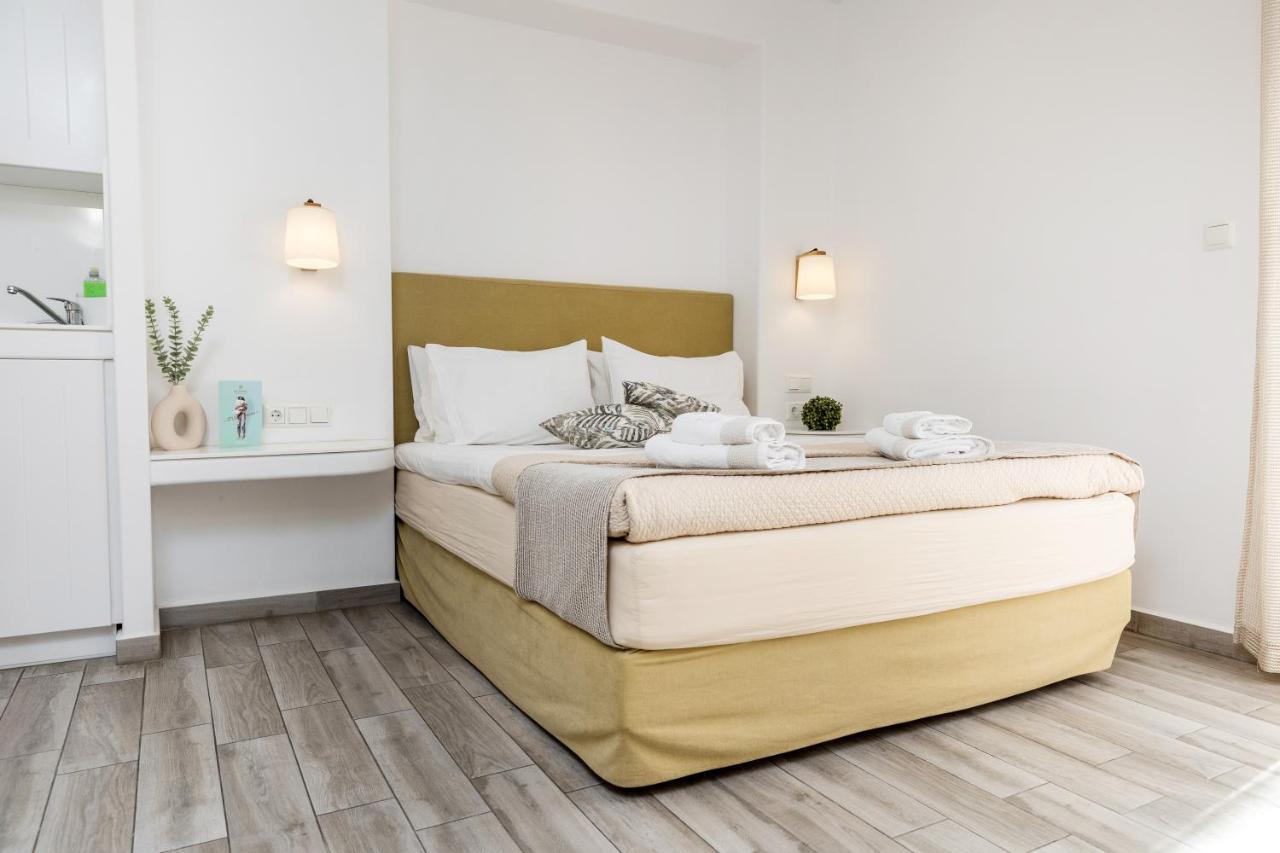科拉里精品酒店 Naxos City 外观 照片
